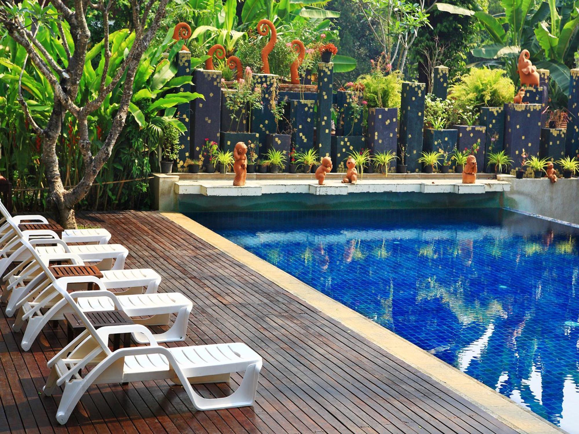 Lanna Dusita Riverside Boutique Resort Чіангмай Екстер'єр фото
