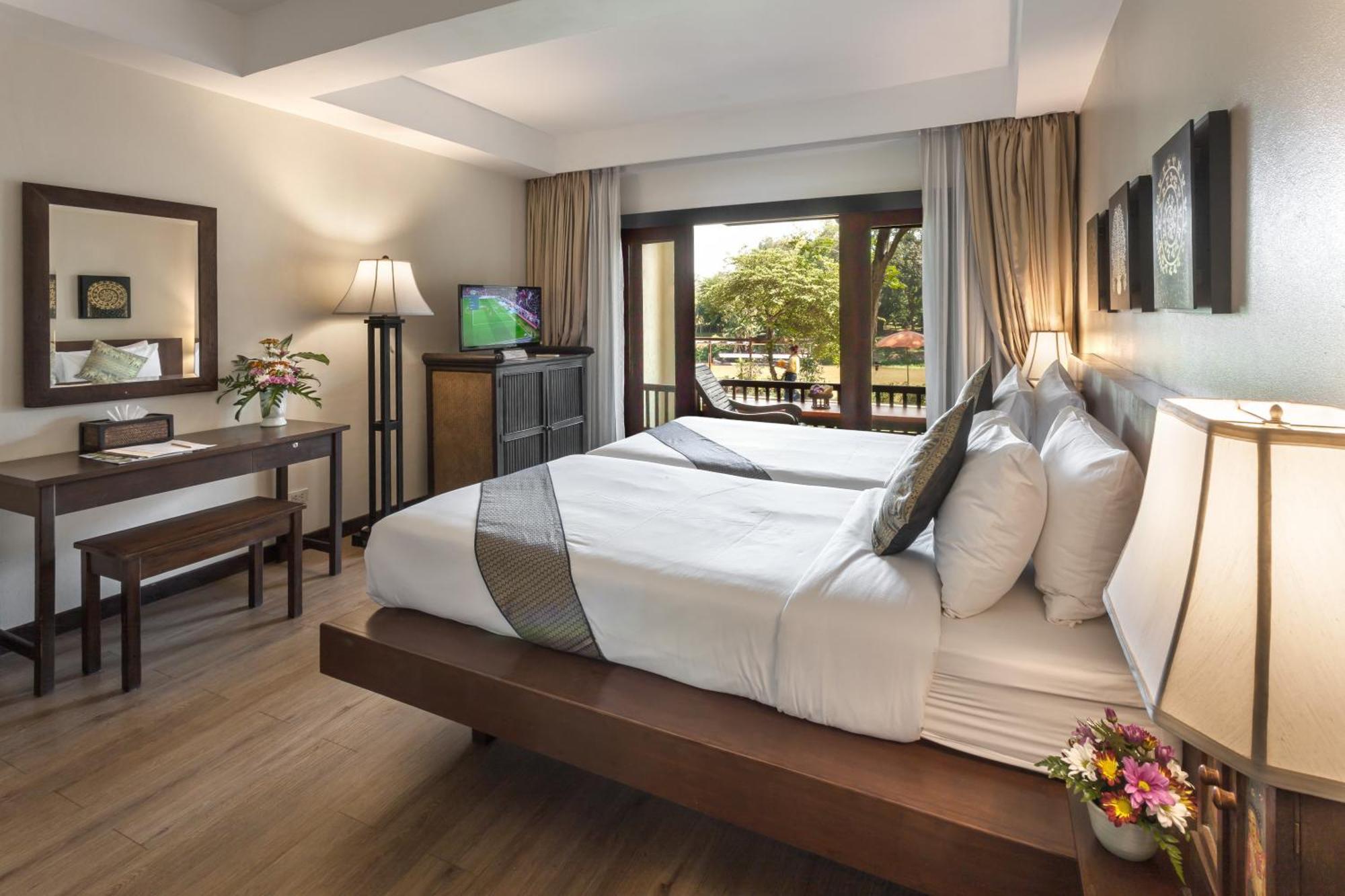 Lanna Dusita Riverside Boutique Resort Чіангмай Екстер'єр фото
